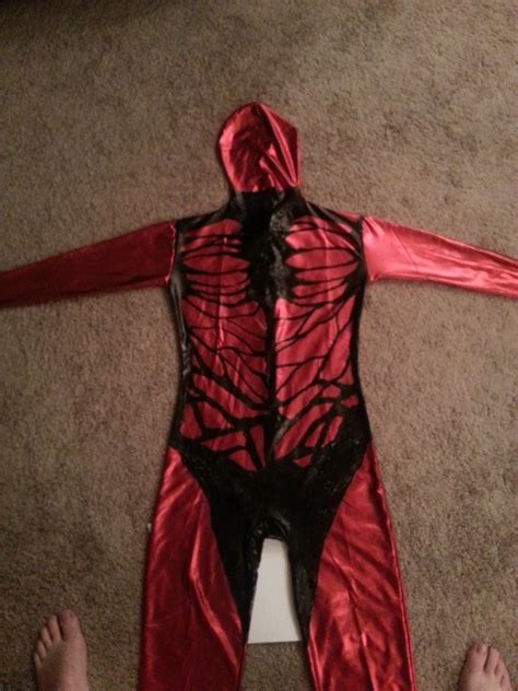Carnage Cosplay 11 Steps With Pictures Instructables