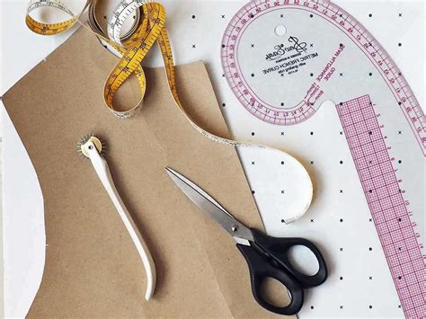 Intro To Pattern Cutting Learn To Draft A Bodice Block Sew It With