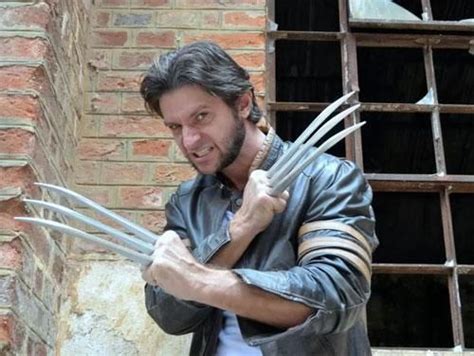 Como Fazer Uma Fantasia De Wolverine 6 Passos Fantasia De Wolverine