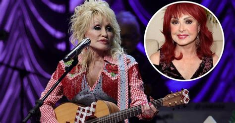 Dolly Parton Staat Stil Bij Overleden Vriendin Naomi Judd We Waren Zo Hetzelfde Sterren