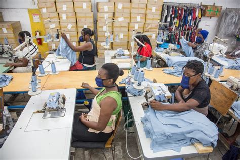 Haitis Government Pledges Financial Help For The Textile Industry