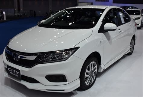 You are now easier to find information about honda mpv, suv, sedan and hatchback cars with this information including latest honda price list in malaysia, full specifications. Honda City 2019 Price in Pakistan, Review, Full Specs & Images