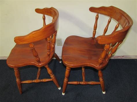 Just wondering if anyone can tell anything about it. Lot Detail - PAIR OF SWEET EARLY AMERICAN STYLE KITCHEN CHAIRS