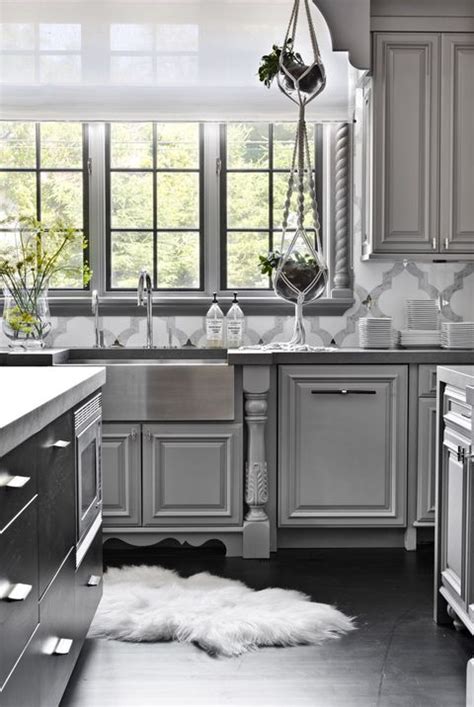 However, gray can be somewhat dull. 32 Best Gray Kitchen Ideas - Photos of Modern Gray Kitchen ...