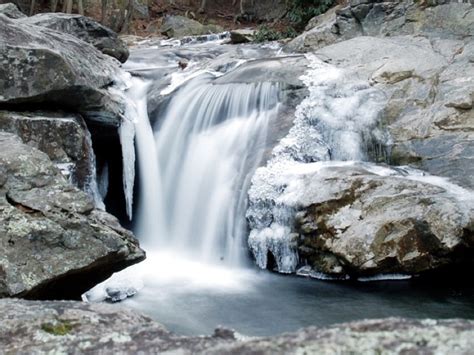 4 Frozen Waterfalls To Explore In Western Carolina This Winter