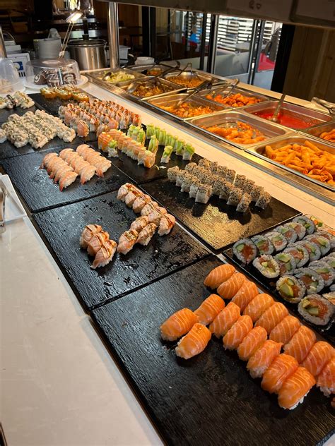 Sushi buffet (this stuff sat out in heat for hours) - Dining and Cooking