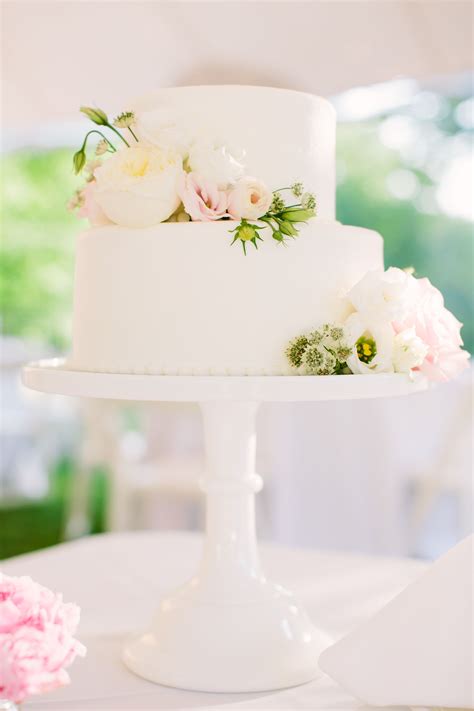 Simple Two Tier Garden Rose Cake Wedding Cake Fresh Flowers Wedding