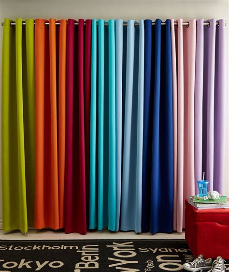 Colorful Curtains Papirio