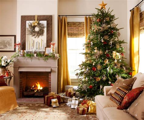 25 Beautiful Christmas Living Rooms Christmas Decorations Living Room