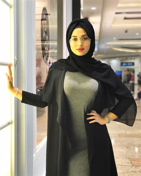 Likes Comments Hijab Photoshoot Hijabphotoshoot On