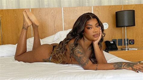 Ludmilla Pelada Posou Nua Em Fotos Sensuais Porno Caseiro