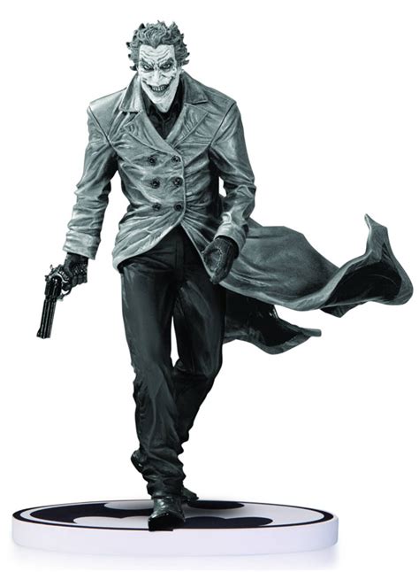 Batman Black And White Lee Bermejo Joker Second Edition Statue