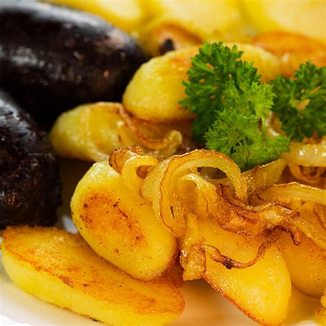 Boudin noir aux pommes et aux oignons