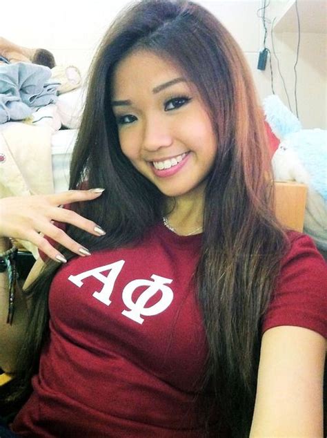 Pin On College Hotties