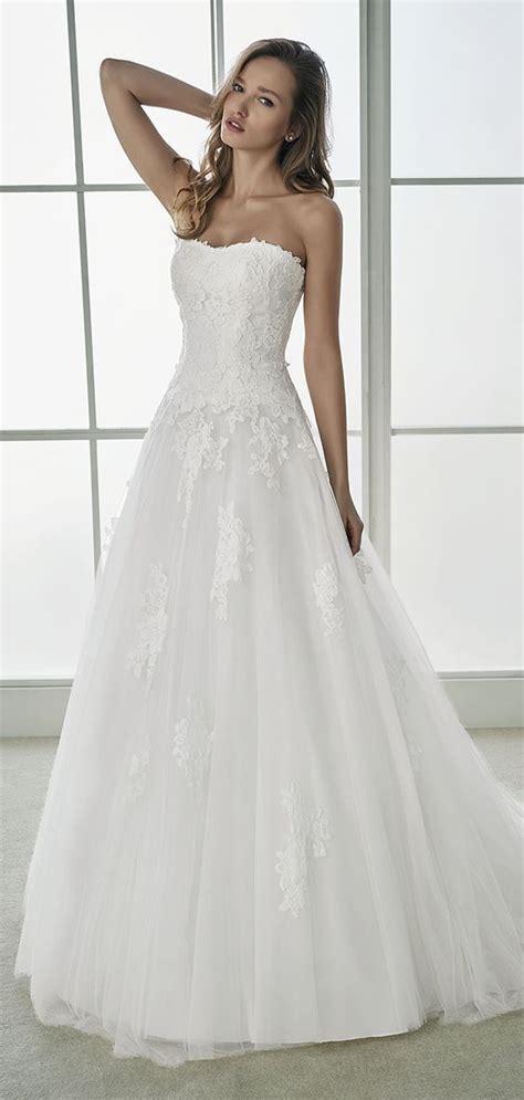 Und jede erwachsene frau möchte eine prinzessin an ihrem hochzeitstag sein. Ein verführerisch schönes Brautkleid | Brautkleid, Kleid ...