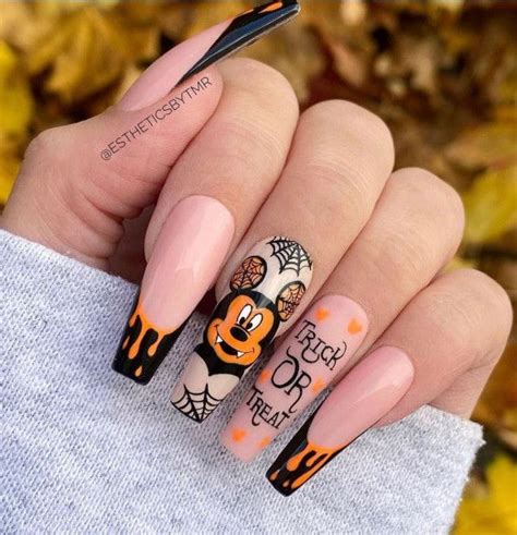 47 Cute And Spooky Halloween Nail Ideas 2022 Trick Or Treat Nails