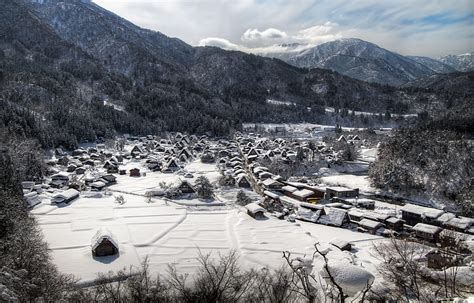 Shirakawa In Winter Unesco Amazing Japanese Old Winter Mountain