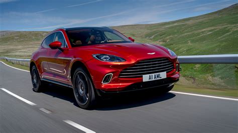 Aston Martin Dbx Suv Review 2020 Pictures Carbuyer
