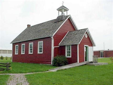 Classic One Room Schoolhouse Late 19th Century With Images Old