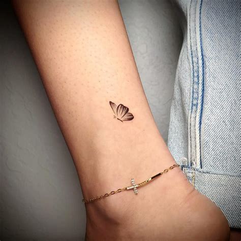 75 Awesome Small Tattoo Ideas 2022 Tiny Tattoo Designs For Girls