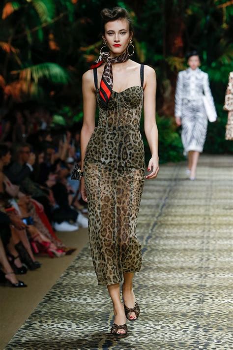 Dolce Gabbana Goes Tropical For Spring Fashion Dolce And