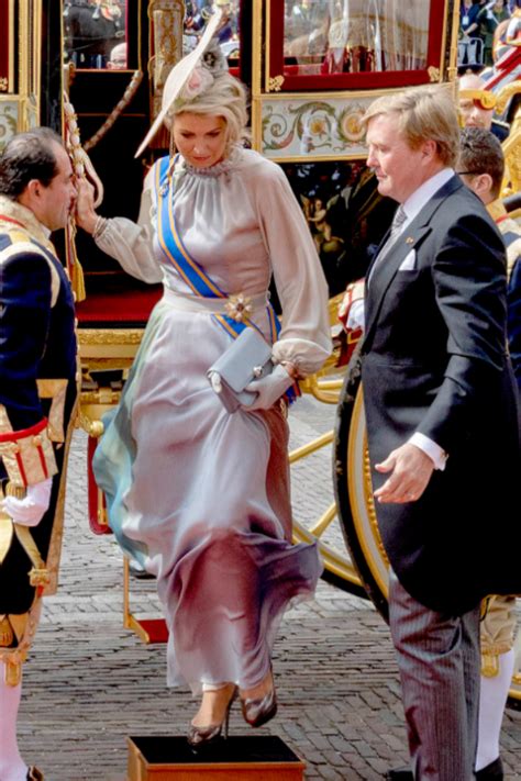 2018 (mmxviii) was a common year starting on monday of the gregorian calendar, the 2018th year of the common era (ce) and anno domini (ad) designations, the 18th year of the 3rd millennium. Prinsjesdag 2018 - kleding koningin Máxima ...