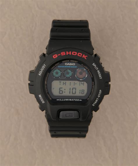 The average price of a on the private sales market is $66. G-SHOCK DW6900-1VDW69001V-UM93n｜URBAN RESEARCH公式ファッション通販
