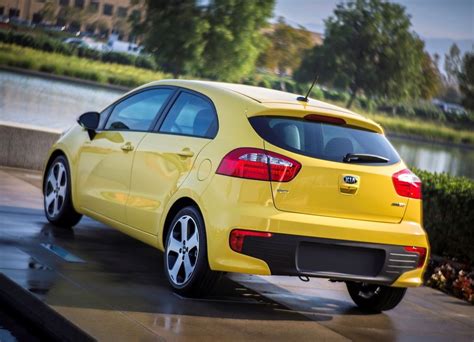 Foto De Kia Rio 28