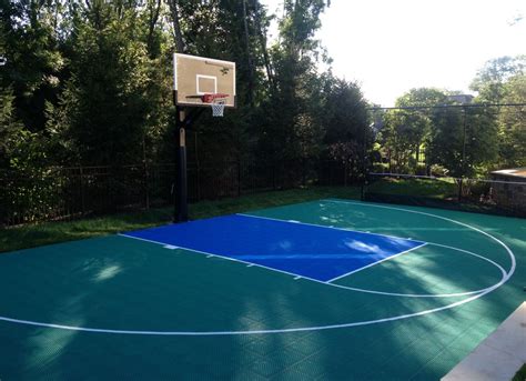 Half Basketball Court With Rebounder Outdoor Basketball Court