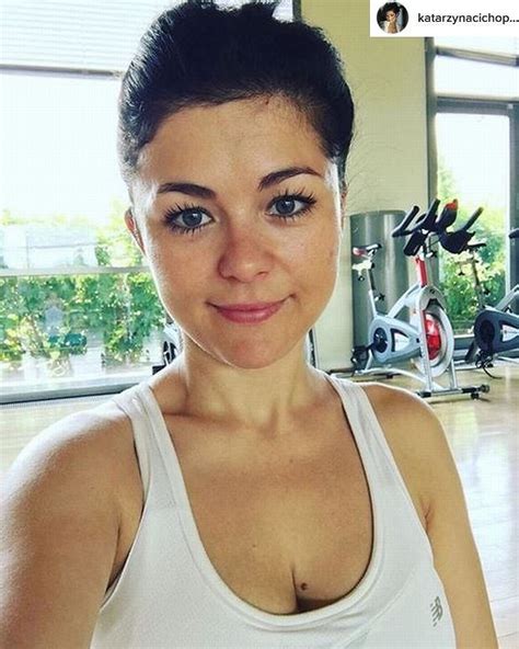 Katarzyna Cichopek pokazała zdjęcie z treningu W koszulce i bez makijażu Śliczna naturalna