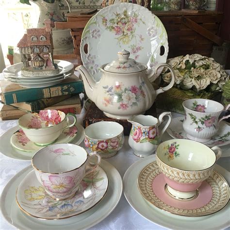 Vintage And Antique Tea Set For 4 Sadler Teapot English Teacups And