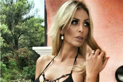 Ava Karabatic La Ex Conejita Playboy Croata Que Ser Candidata A