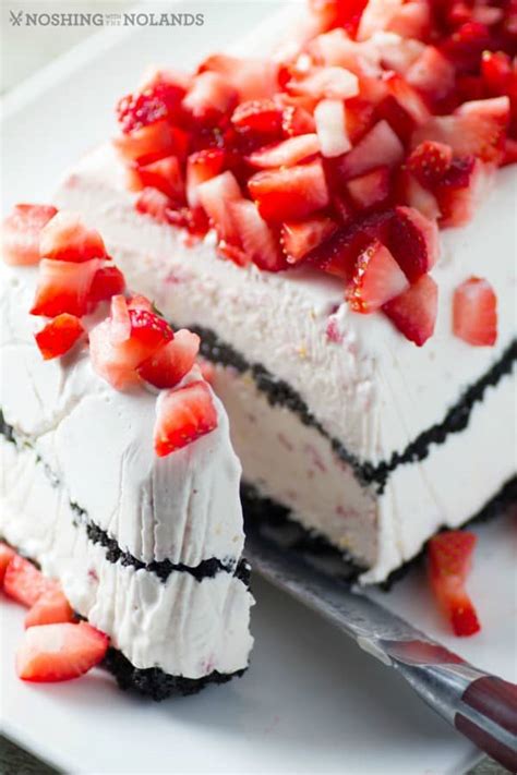 Frozen Strawberry Easy Dessert
