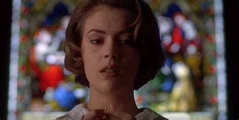 Movie Lovers Reviews Embrace Of The Vampire 1995 Alyssa Milano