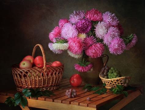 30 Magnificent Still Life Flower Photography