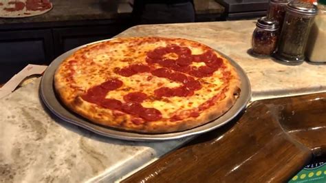 Elaboran Pizzas Con Insultos Contra Biden N