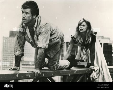 american actor mel gibson and actress goldie hawn in the movie bird on a wire usa 1990 stock