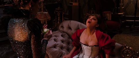 Naked Mila Kunis In Oz The Great And Powerful