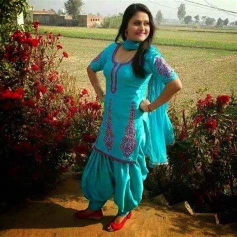 Pakistani And Indian Desi Punjabi Villages Girls Photos Mndeep Heir2630 Indian Outfits