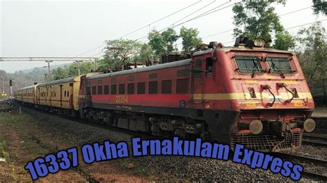 Indian Konkan Railways Okha Ernakulam Express Train 16337 Youtube