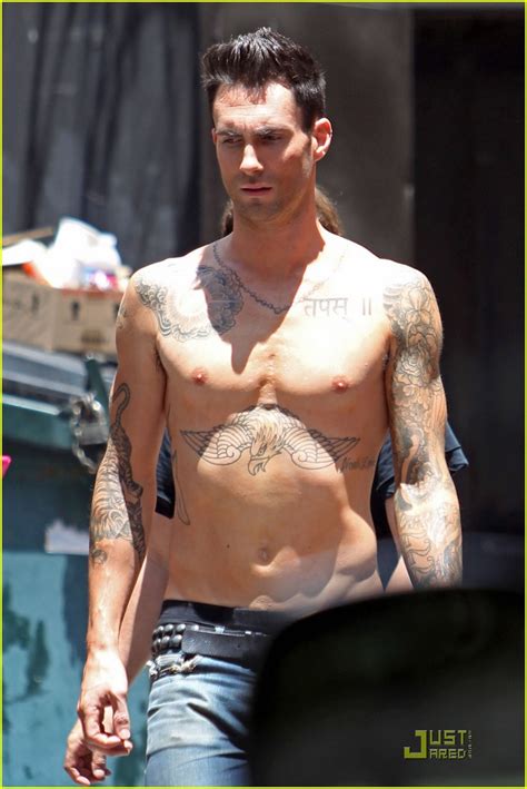 Adam Levine Shirtless On Moves Like Jagger Video Set Photo Adam Levine Shirtless