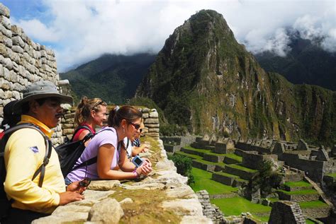 Guía turística de Machu Picchu qué ver y hacer en esta maravilla del mundo