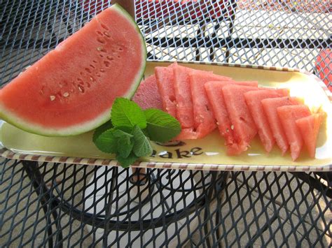 How To Slice A Watermelon Perfectly Mom 4 Real
