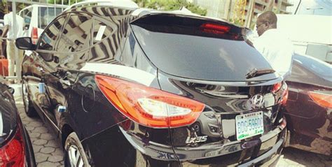 Nigerian singer deborah oluwaseyi joshua also known as seyi shay has narrated how she ended up in a police station after escaping an auto crash in lagos. Singer Seyi Shay Acquires Brand New 2014 Hyundai SUV | See ...