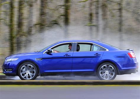 Ford Selling 365 Hp Taurus Sho With 3000 Discount Carbuzz
