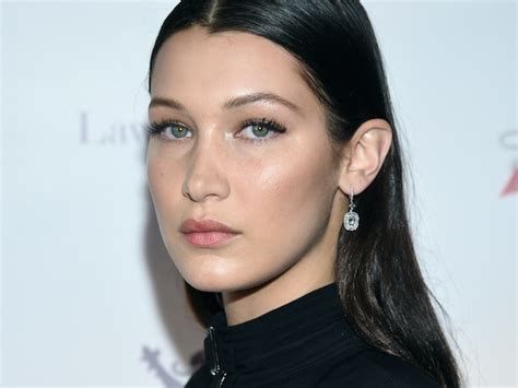 Bella Hadid Goes Makeup Free On Insta Because Shes All Natural — Photo
