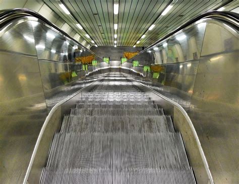 Down Stairs Must Seen Large In View On Black Metro Pr Flickr