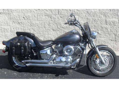 In 2005 yamaha created the v star 1100 classic, which is a v2 1063.00 ccm (64,54 cubic inches) beautiful motorcycle that we will now get to know better by examining its characteristics in further detail. 2005 Yamaha V Star 1100 Silverado for sale on 2040-motos