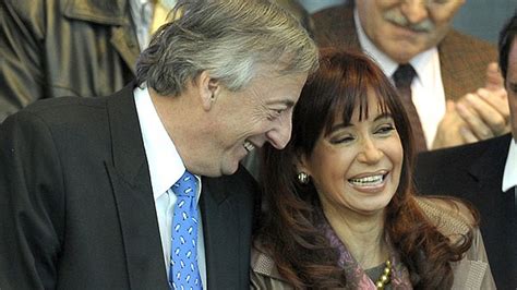 Ni Claudicar Ni Arrodillarnos Cristina Fernández Homenajeó A Néstor Kirchner A 11 Años De Su
