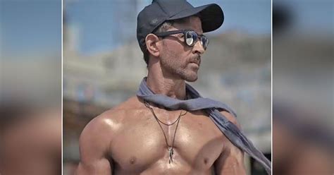 hrithik roshan flaunts his shirtless tanned avatar and we re drooling bollywood trendy